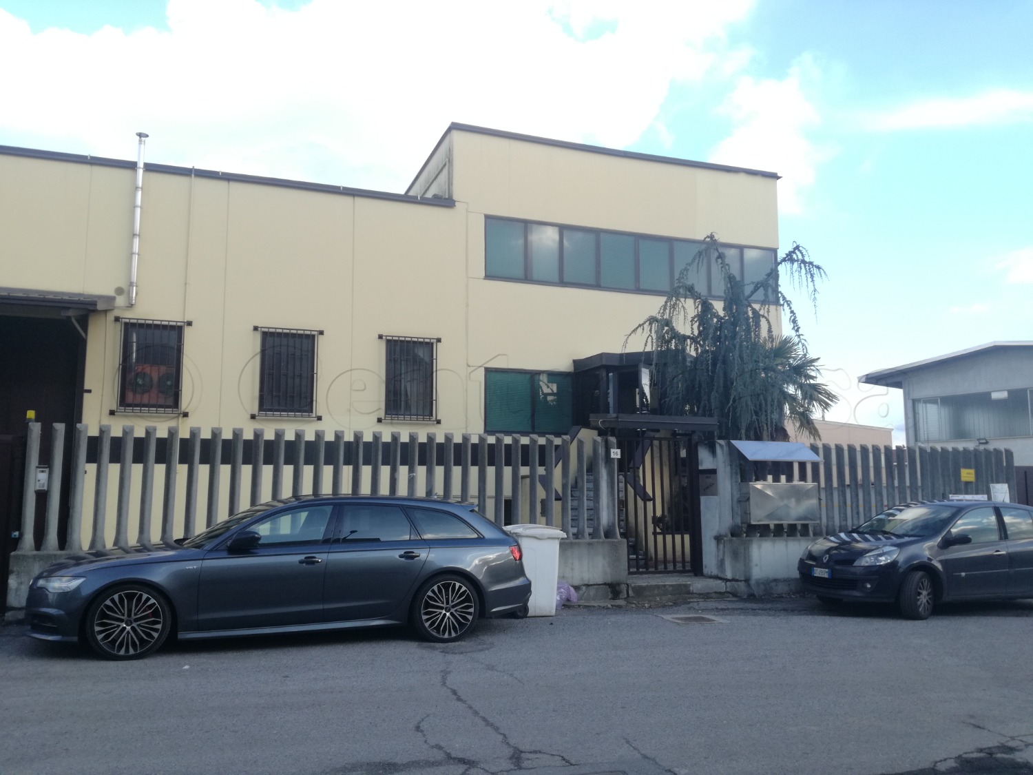 OSSONA: UFFICIO 200 mq € 1.250 ANCHE FRAZIONABILE