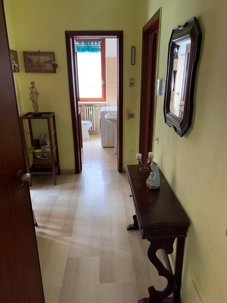 CENTRO -   2 locali arredato € 550 A2100