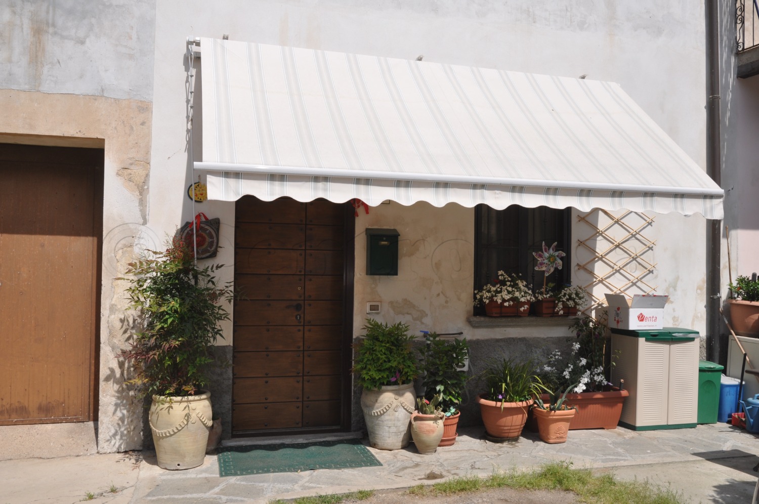 ROBECCO: IN CORTE BILOCALE ARREDATO € 450 A CASTELLAZZO