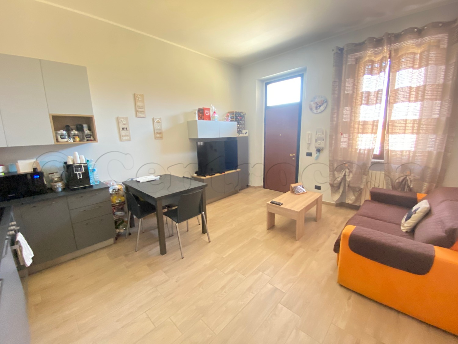 MAGENTA CENTRO: IN CORTE BILOCALE ARREDATO € 600