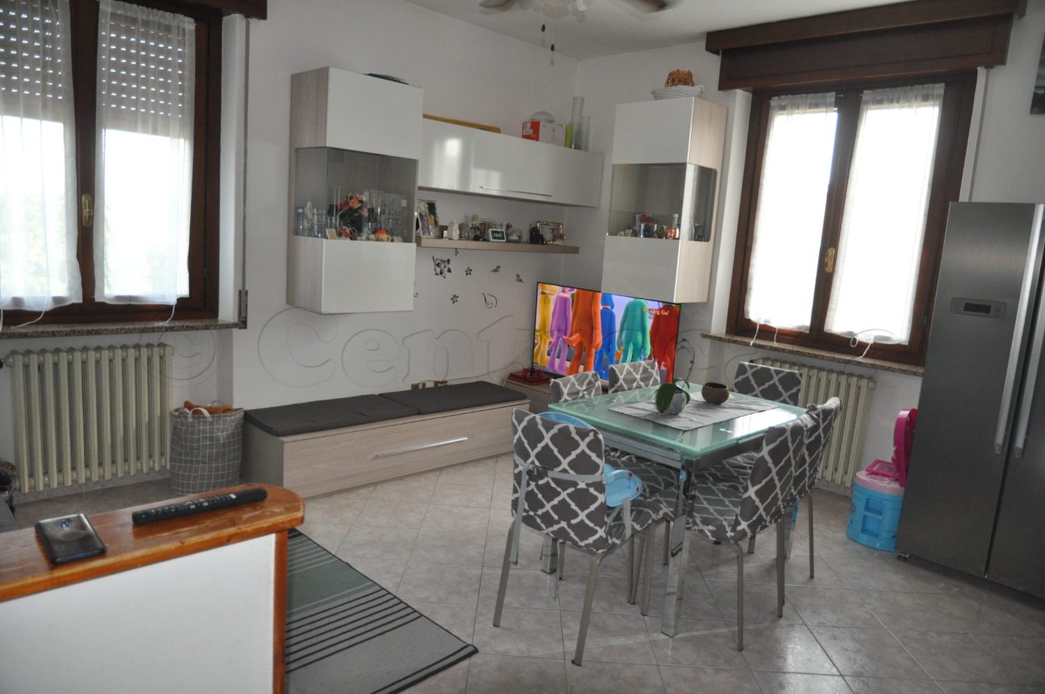 MAGENTA: 3 LOCALI RISTRUTTURATO + P.AUTO € 140.000