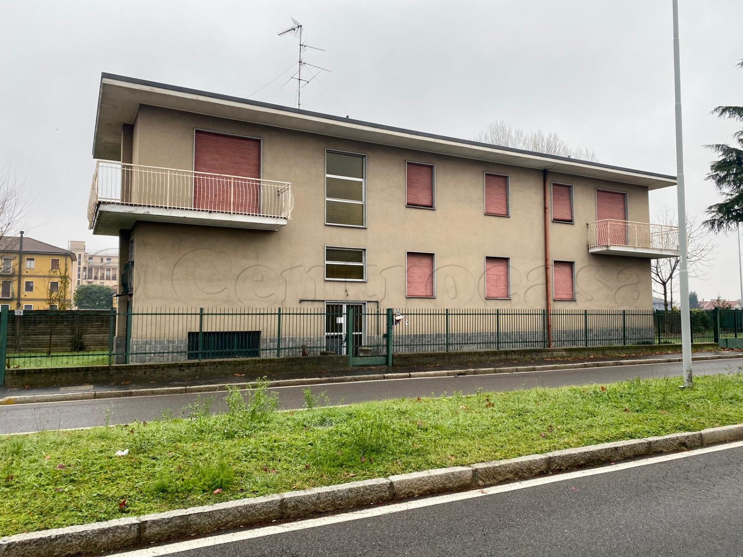 MAGENTA: CASA INDIPENDENTE CON GIARDINO € 220.000