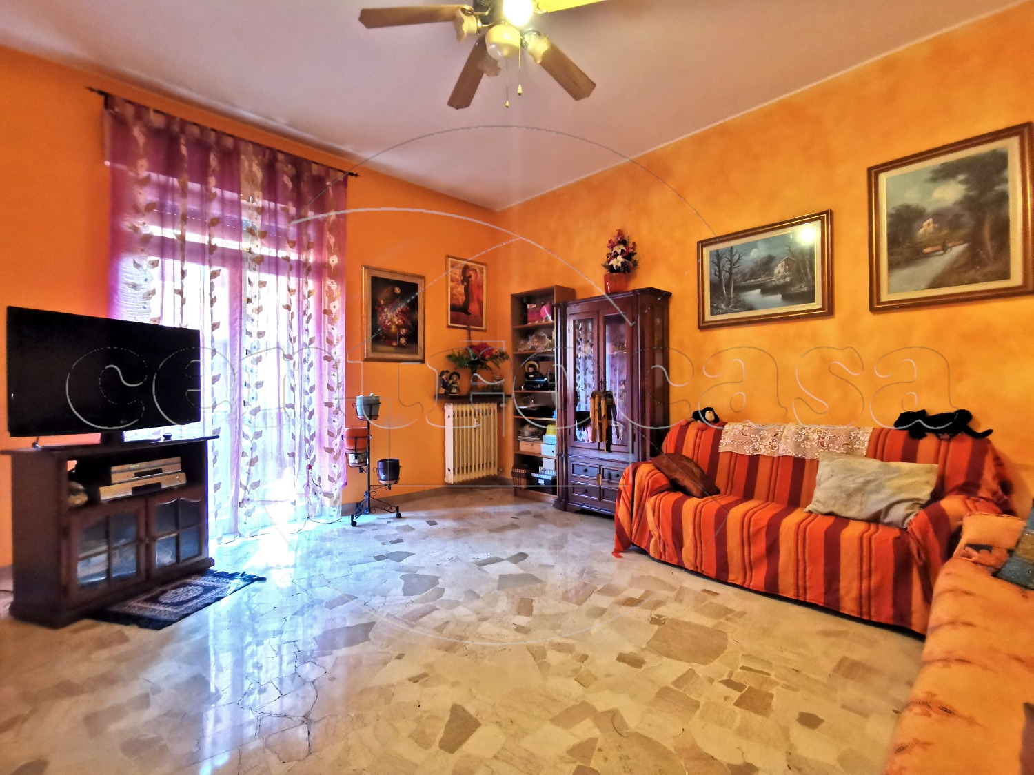 CORBETTA: AMPIO 2 LOCALI + CANTINA € 94.000