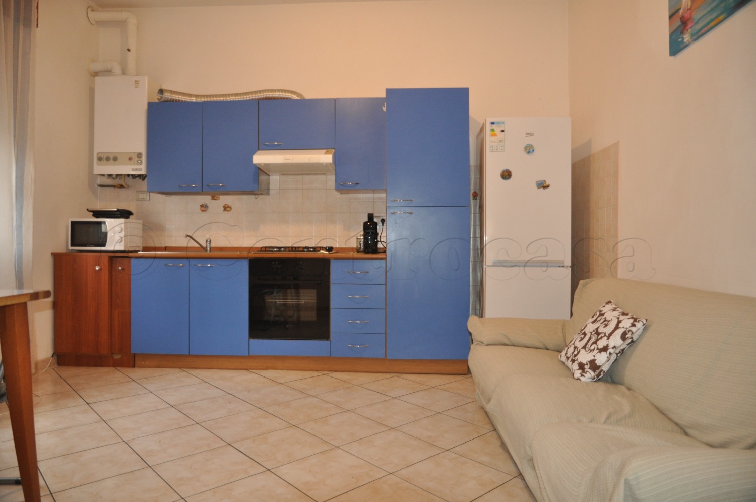 MAGENTA: AD.ZE STAZIONE BILOCALE ARREDATO € 500