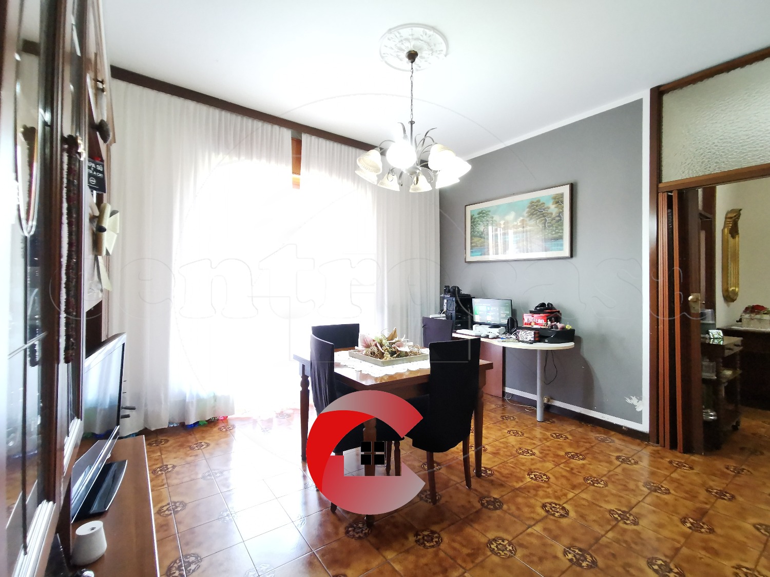 MAGENTA: AMPIO 3 LOCALI + BOX DOPPIO € 175.000