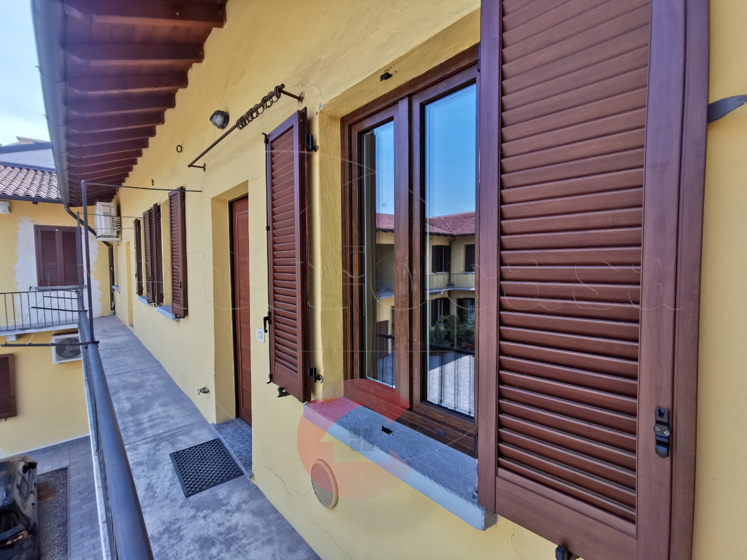 MAGENTA: 3 LOCALI NON ARREDATO € 500