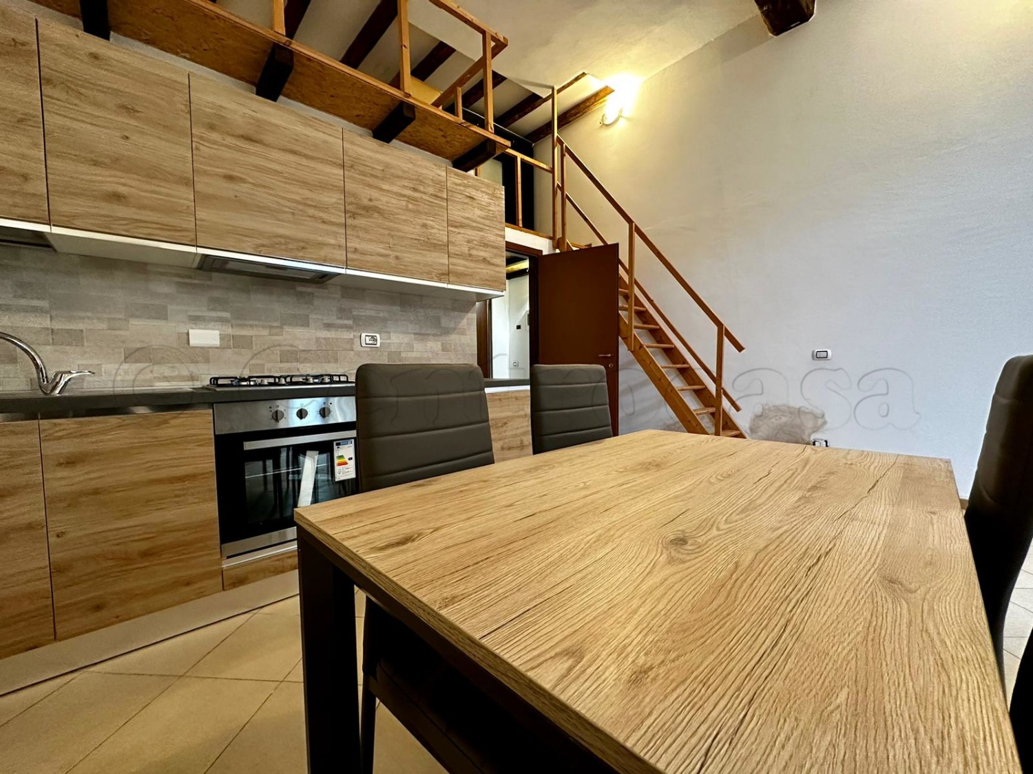 ARLUNO: BILOCALE ARREDATO CON GIARDINO € 550