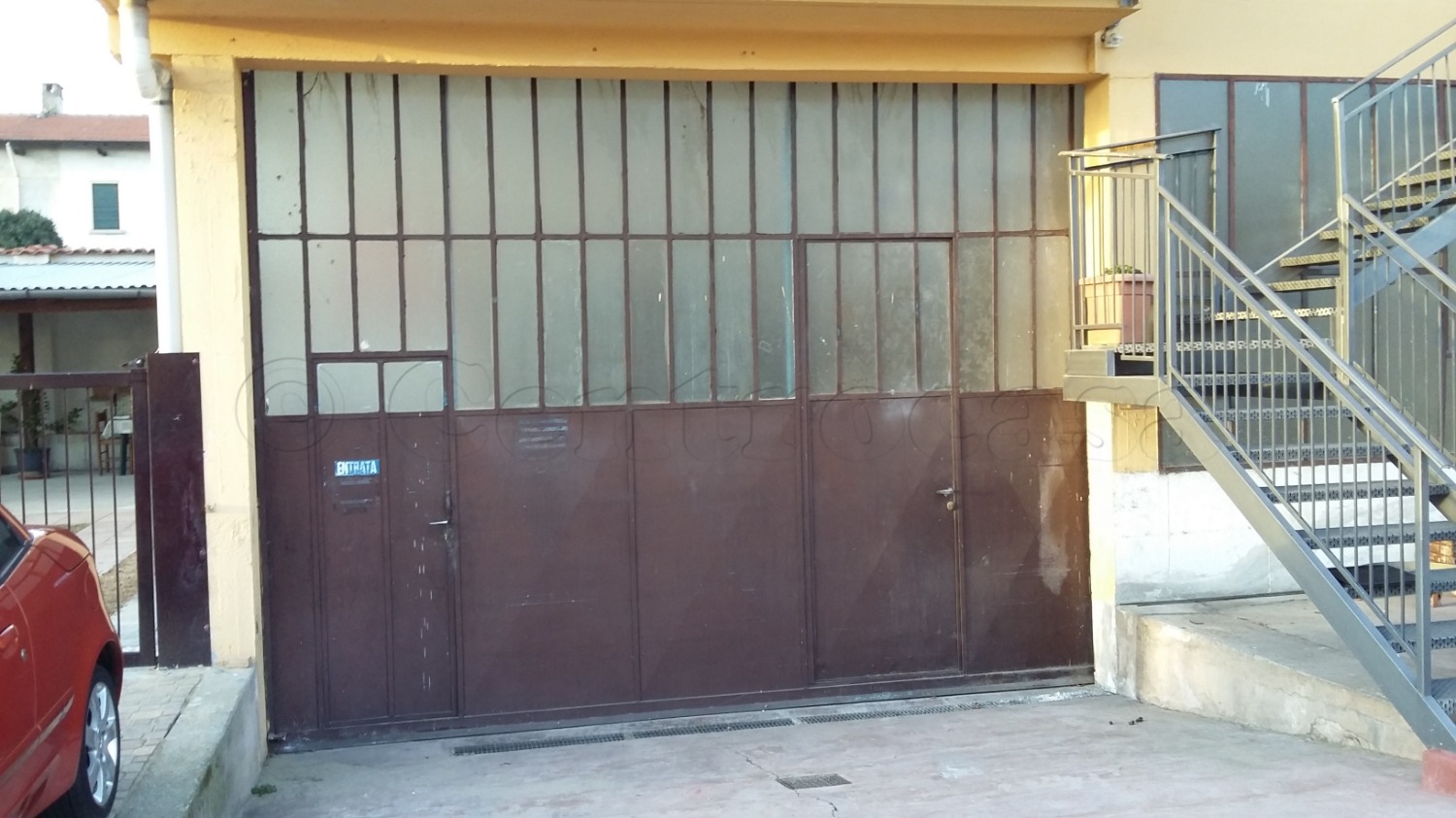 MAGENTA: CAPANNONE ARTIGIANALE 200 MQ € 700+IVA