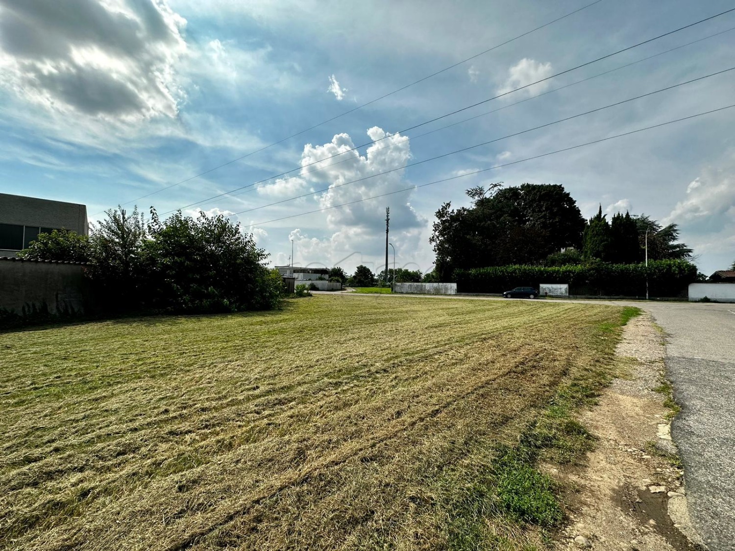 MESERO: TERRENO EDIFICABILE 967MQ  € 70.000