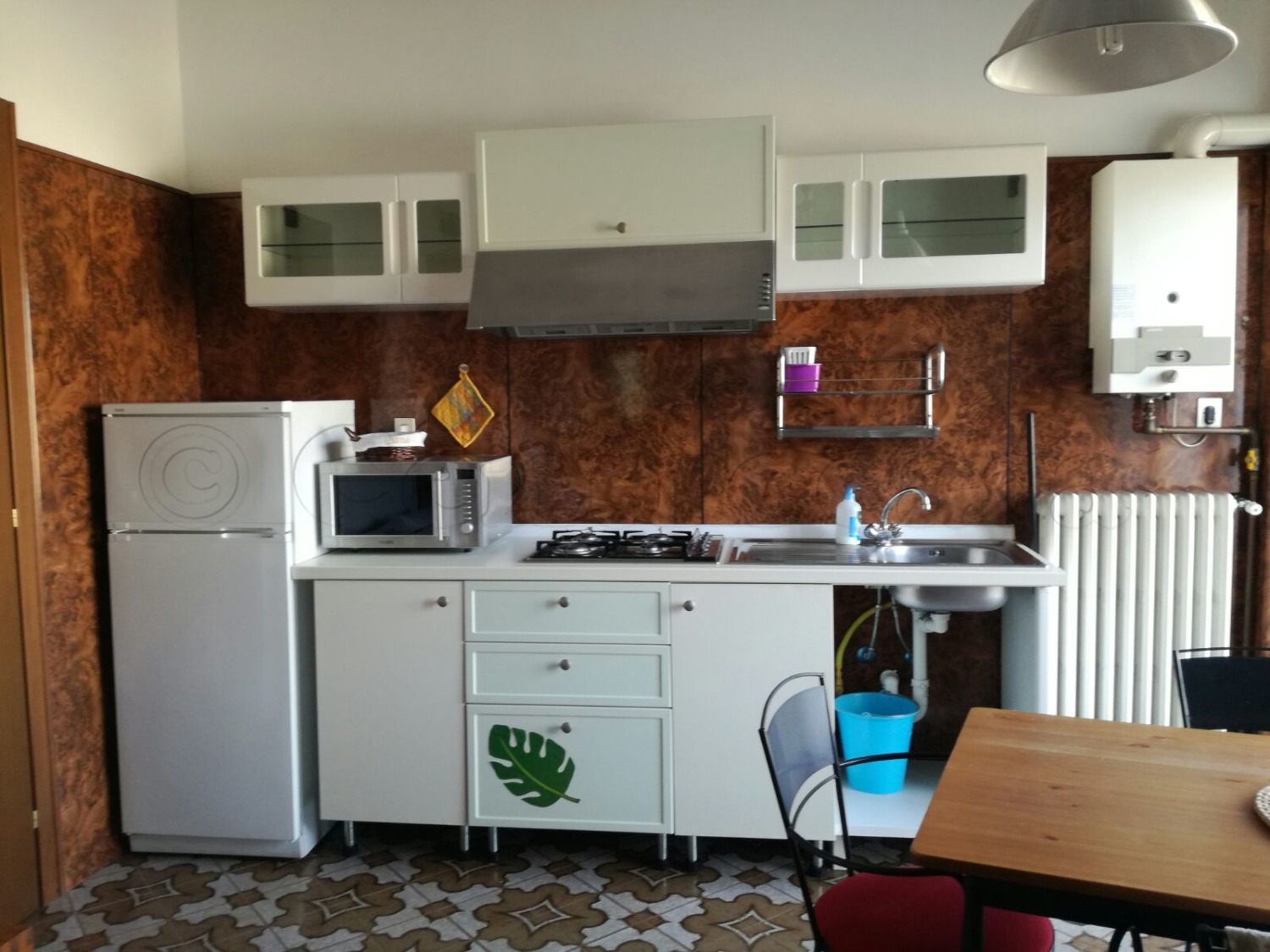 MAGENTA: MONOLOCALE ARREDATO € 600