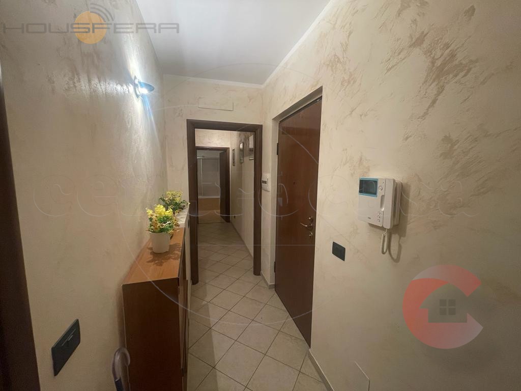 NOVARA:  BILOCALE + BOX + CANTINA € 130.000