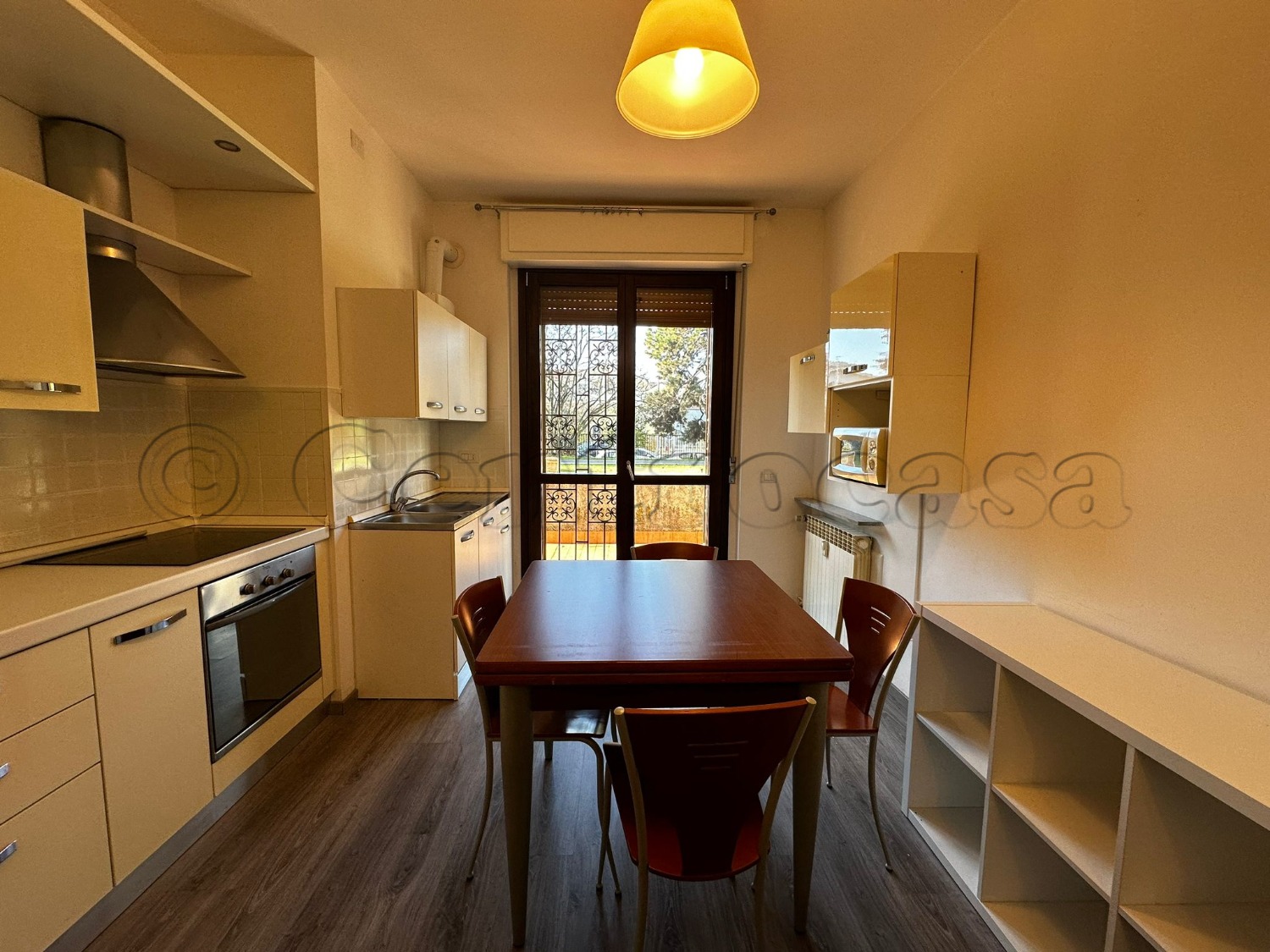 MAGENTA: IN CENTRO BILOCALE ARREDATO € 500