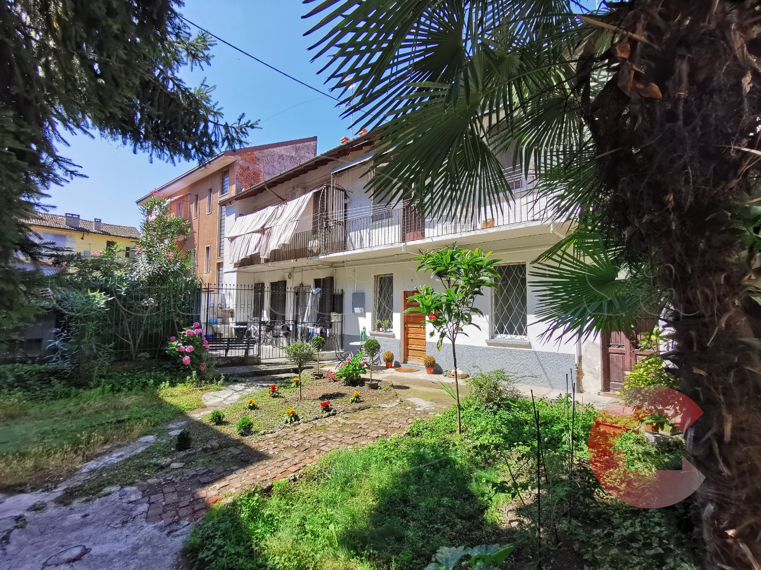 ABBIATEGRASSO: AMPIO 2 LOCALI € 89.000