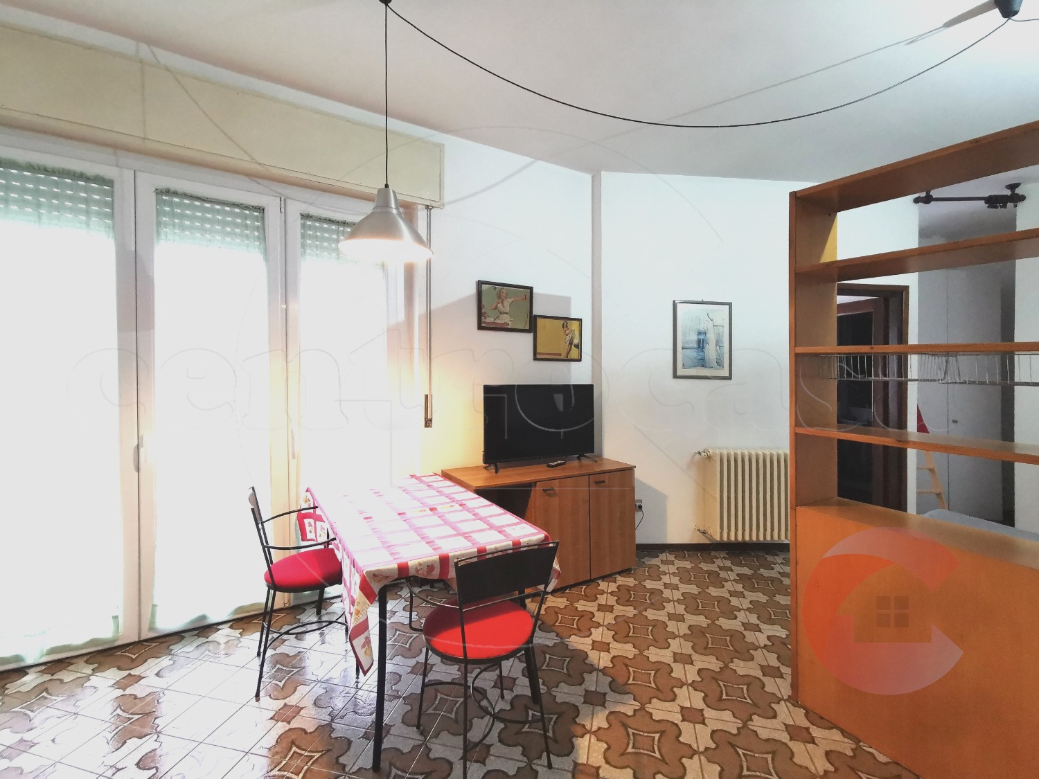 A133 MAGENTA: MONOLOCALE ARREDATO € 600 spese incluse