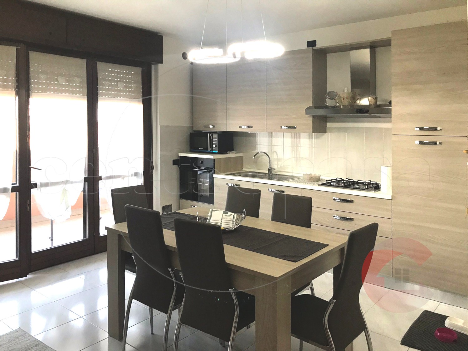 BAREGGIO: TRILOCALE IN OTTIME CONDIZIONI € 225.000