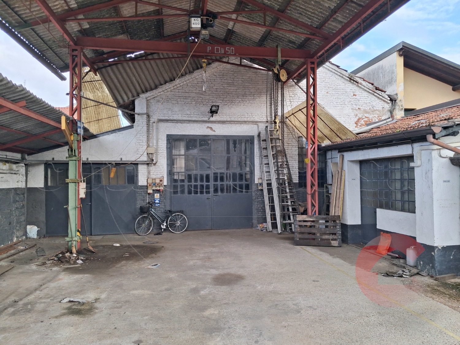 MAGENTA: CAPANNONE ARTIGIANALE € 178.000 