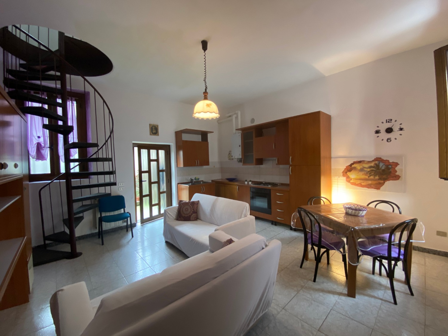 MAGENTA: CASA DI CORTE ARREDATA € 550