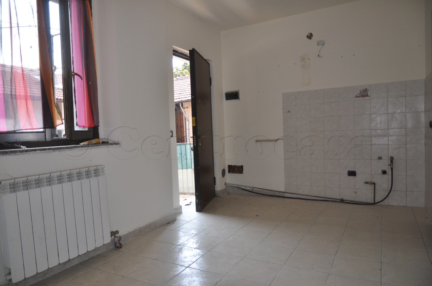 MAGENTA: BILOCALE IN CORTE € 54.000