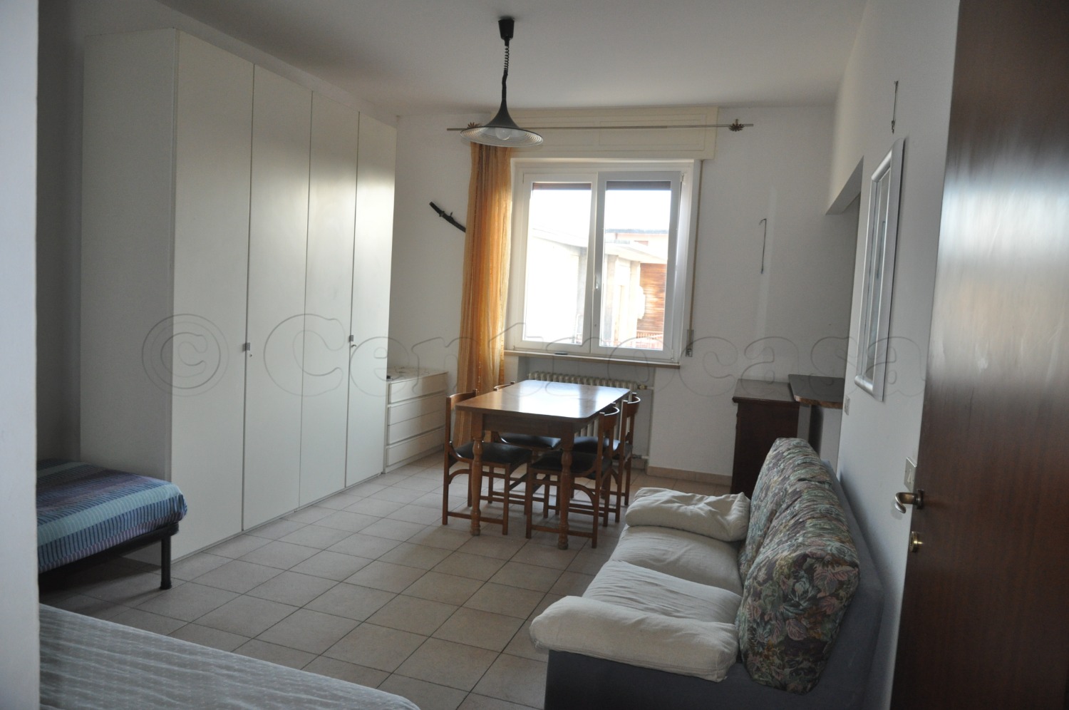 MAGENTA: AD.ZE STAZIONE MONOLOCALE ARREDATO € 500