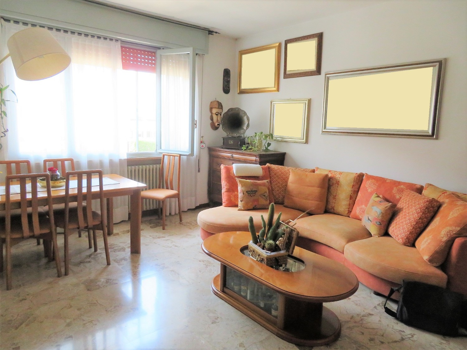 T401 CITTADELLA 4LOCALI+2SERVIZI+BOX