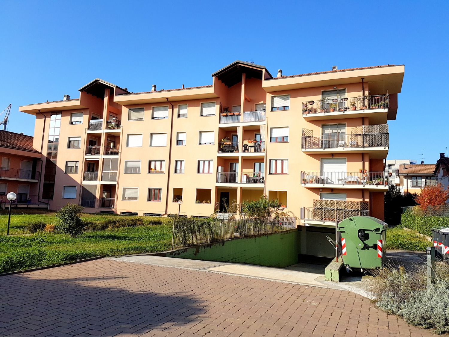 A306 CITTADELLA, 3LOCALI+2SERVIZI PARZ. ARREDATO