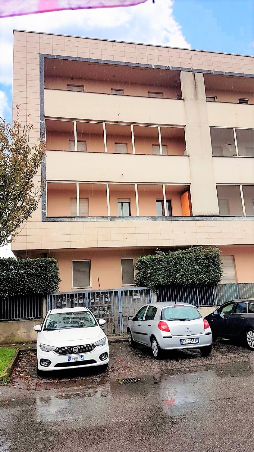 A201 TRECATE - BILOCALE+SERVIZI ARREDATO