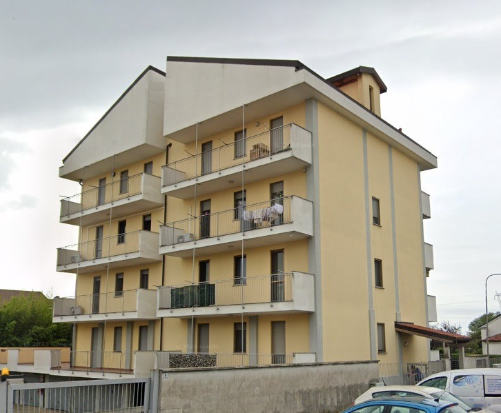 T312 - ROMENTINO 3LOCALI+2SERVIZI+BOX DOPPIO