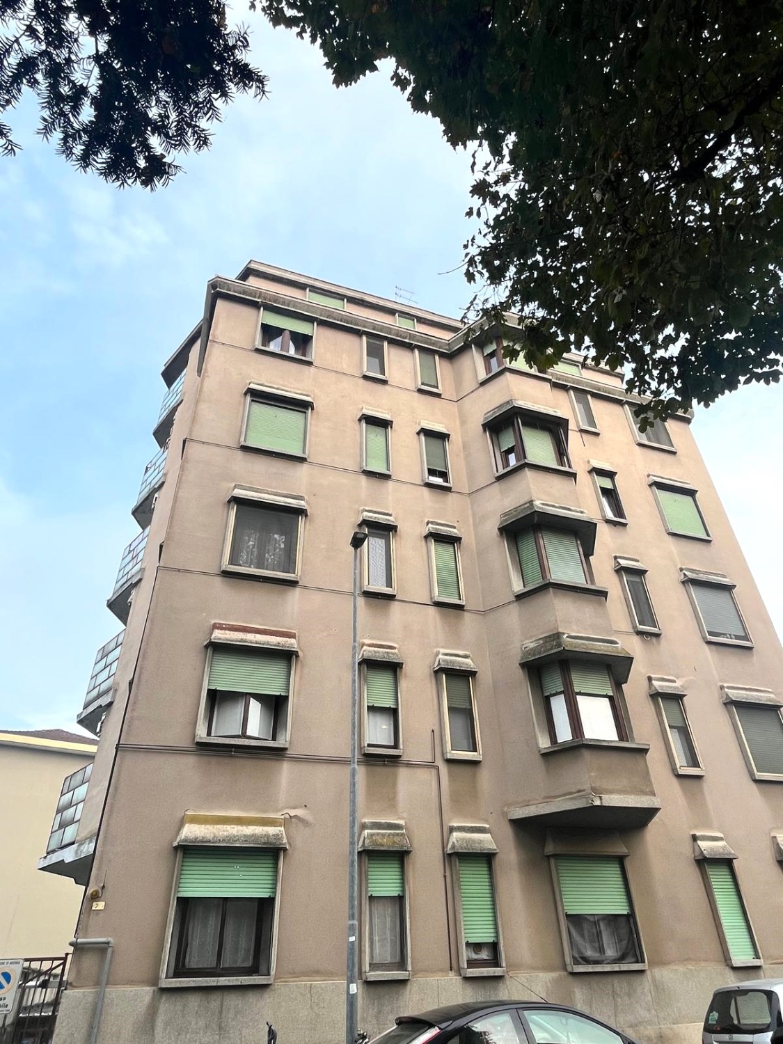 T406 CENTRO- 4LOCALI+SERVIZI 