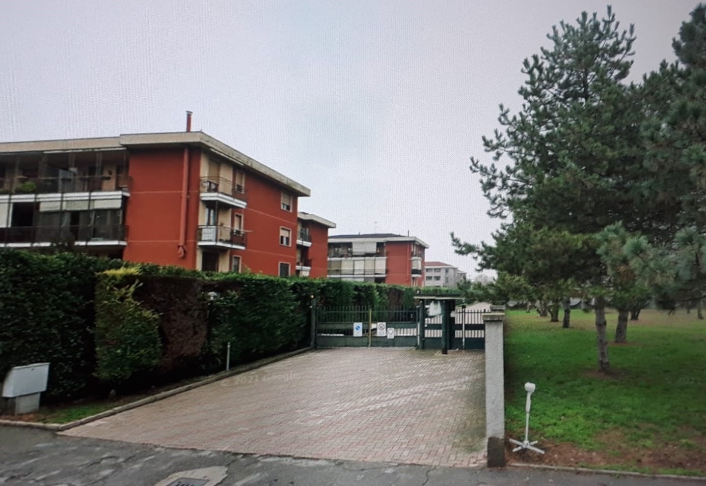 T203 SANT'AGABIO - 2LOCALI+SERVIZI CON 