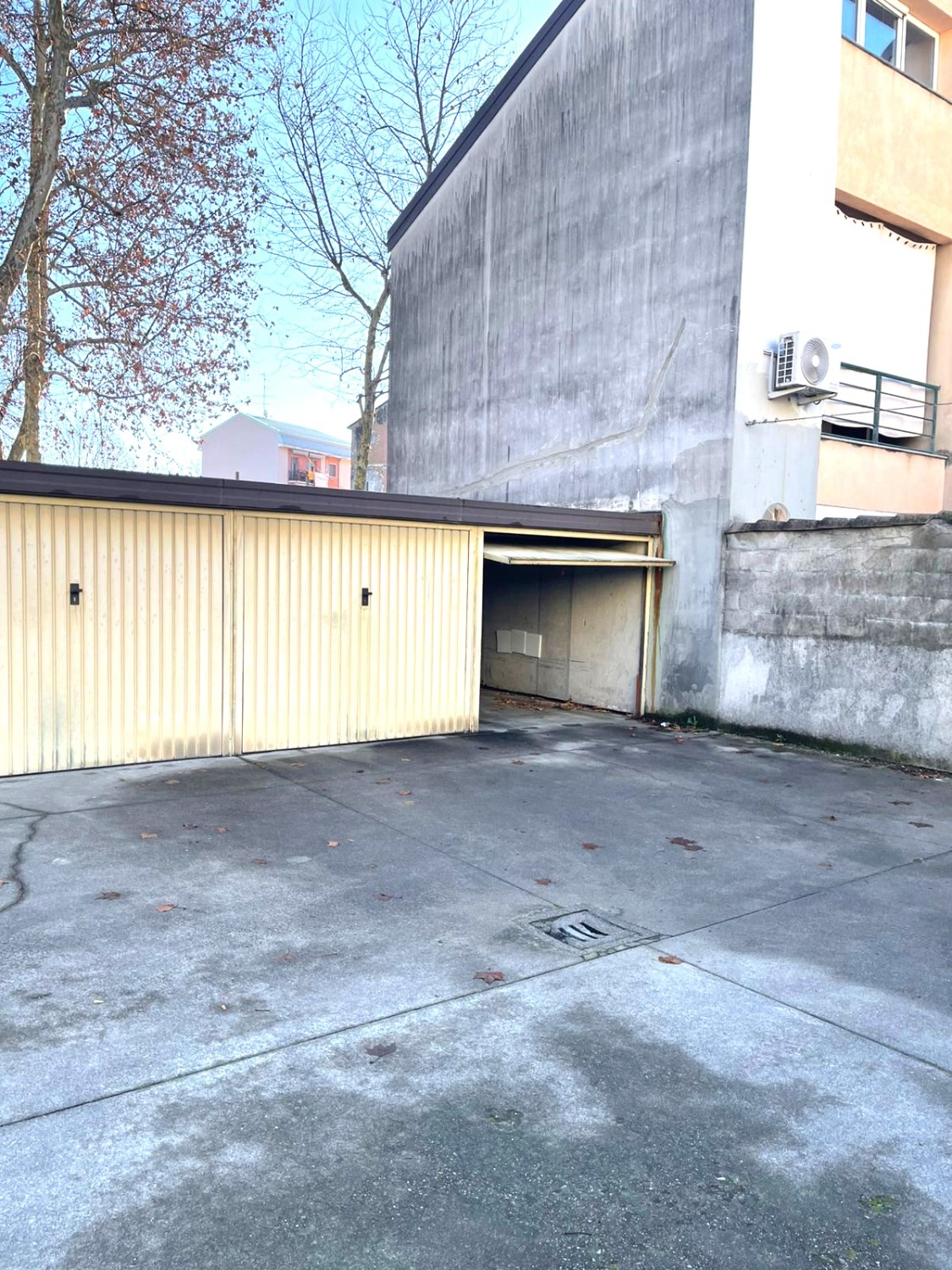 T106 - PORTA MORTARA - BOX SINGOLO