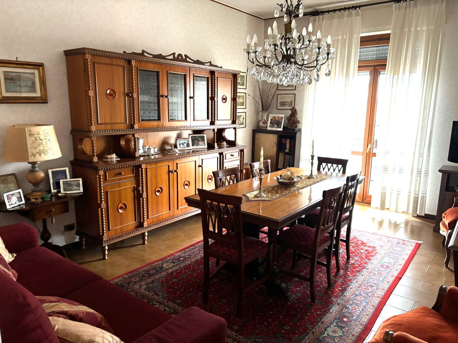 T302 ZONA NORD - 3LOCALI+SERVIZI+BOX