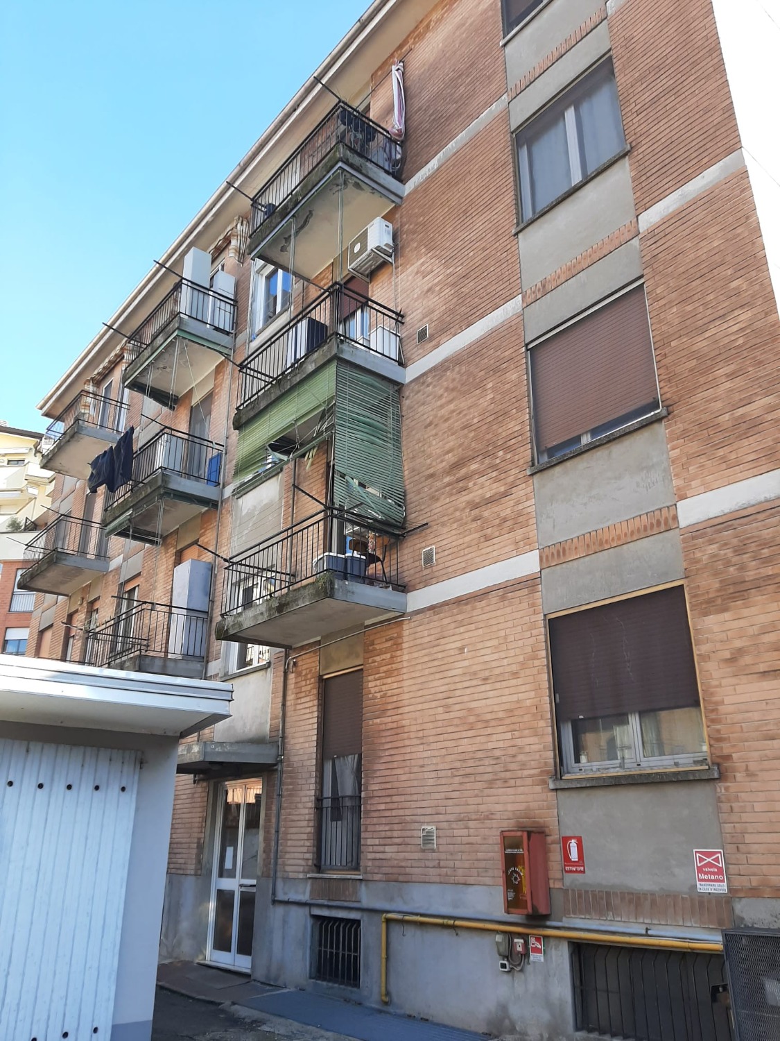 T313 PORTA MORTARA - 3LOCALI+SERVIZI