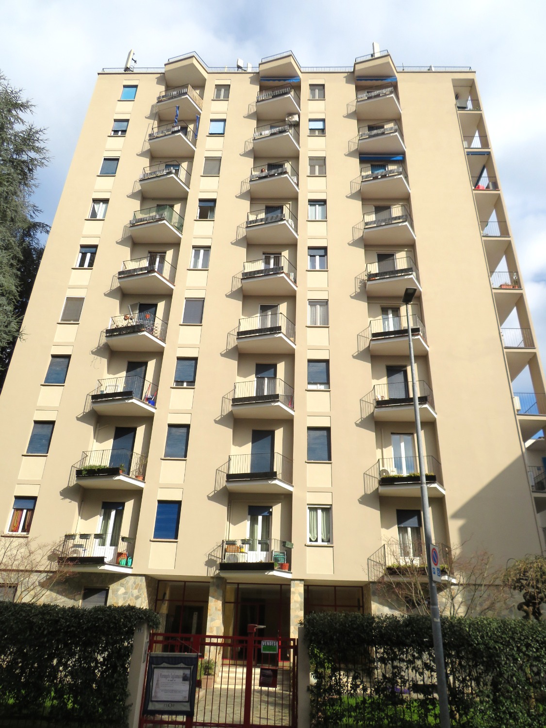 T301 PORTA MORTARA - 3LOCALI+SERVIZI+CANTINA