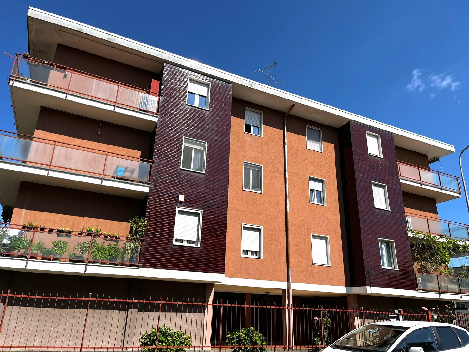 T406 CITTADELLA - 4LOCALI+SERVIZI+BOX