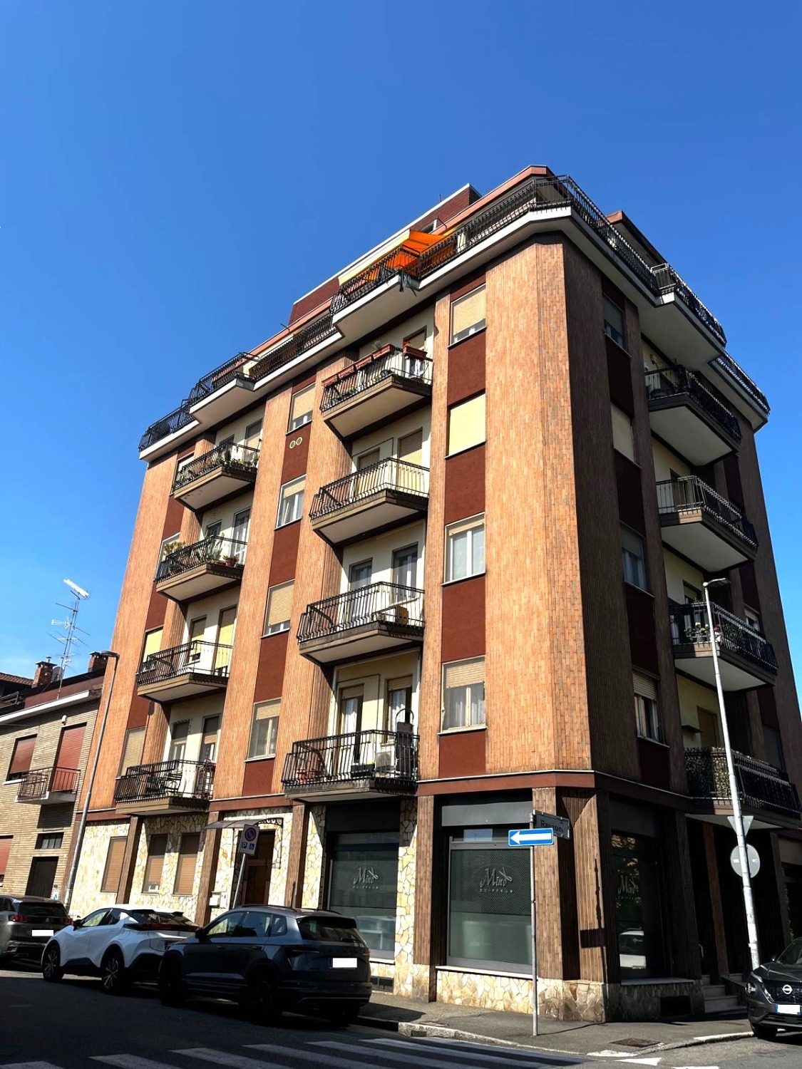 T318 SACRO CUORE - 3LOCALI+SERVIZI+BOX