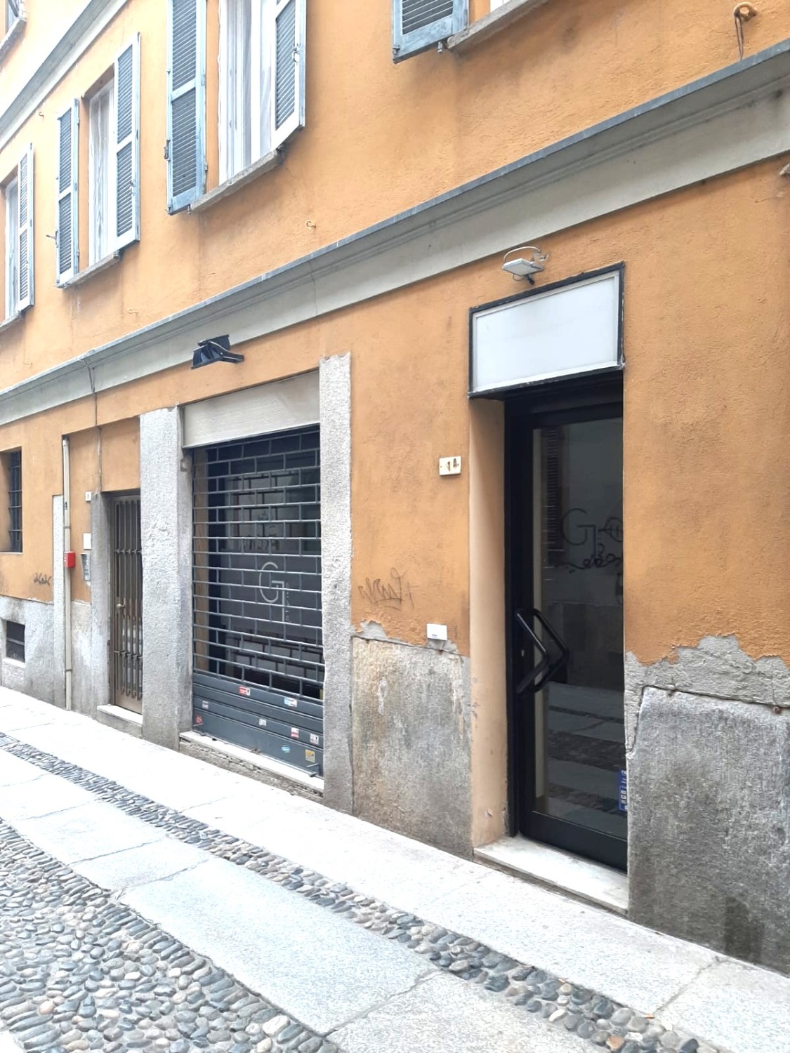 XA102 CENTRO - NEGOZIO