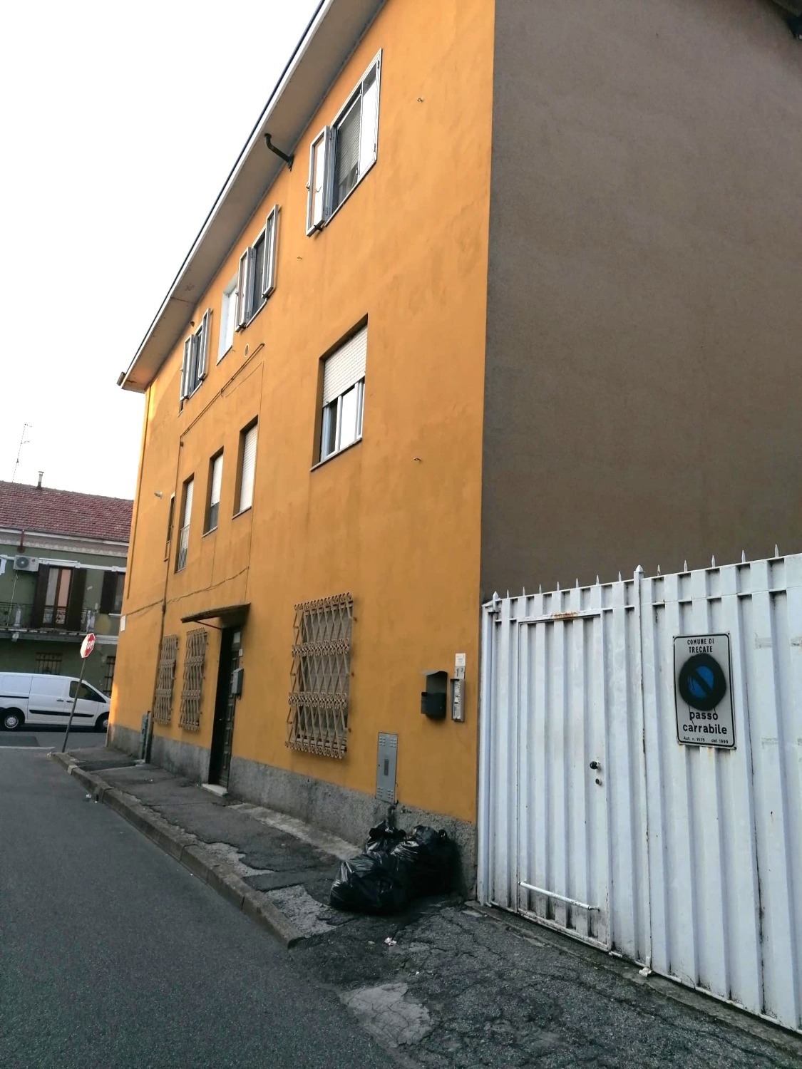 T312 TRECATE - 3LOCALI+SERVIZI+BOX