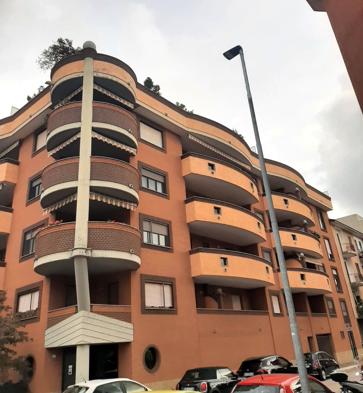 A201 BICOCCA - BILOCALE+SERVIZI ARREDATO