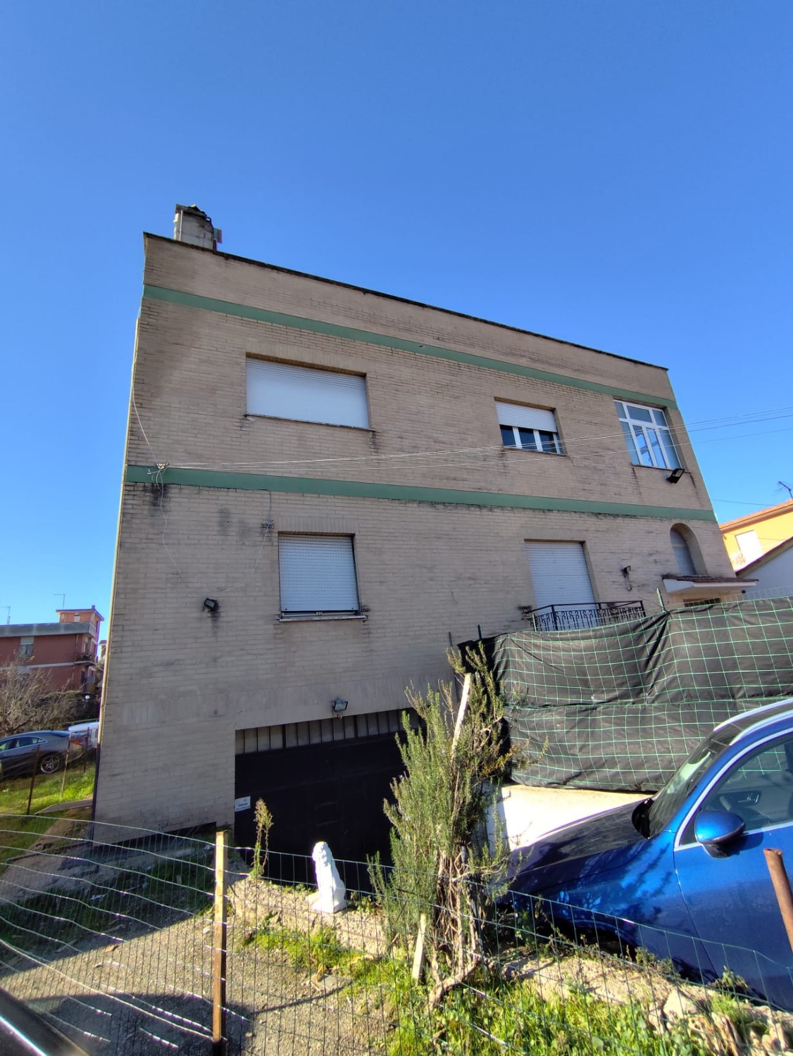 Tuscolana –   4 locali  € 235000 T418