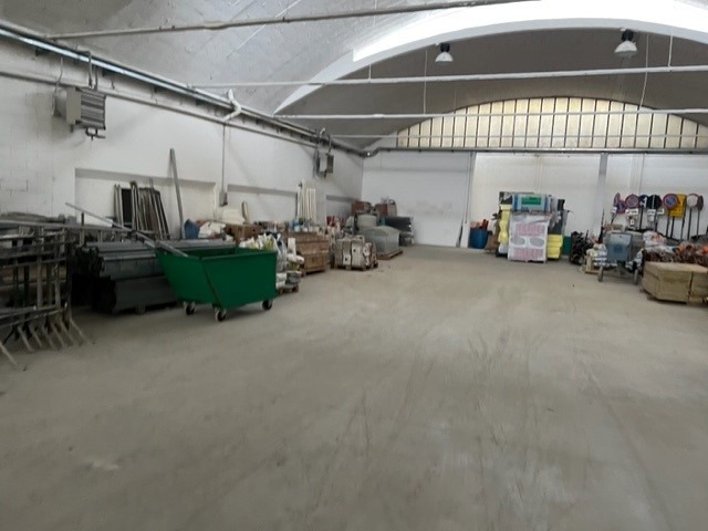 Vendita Capannone Commerciale/Industriale Cambiago Via Giotto, 3 386658