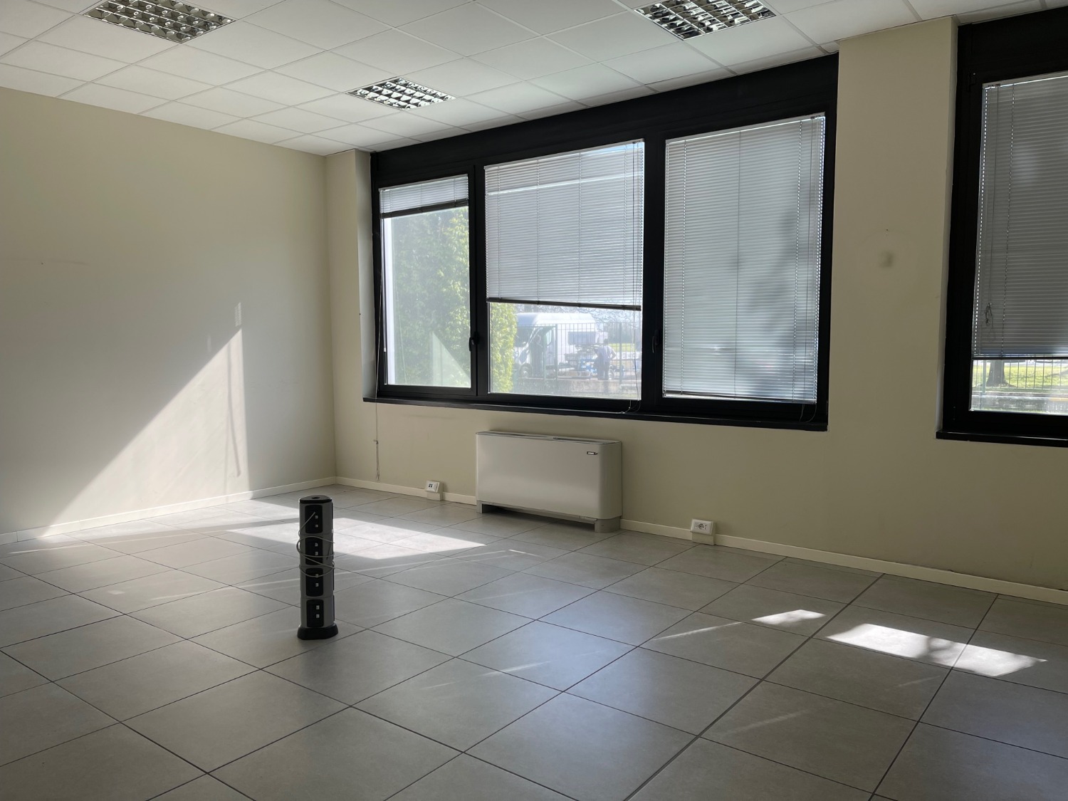 Affitto Ufficio diviso in ambienti/locali Ufficio Inzago Via Giuseppe di Vittorio 447561