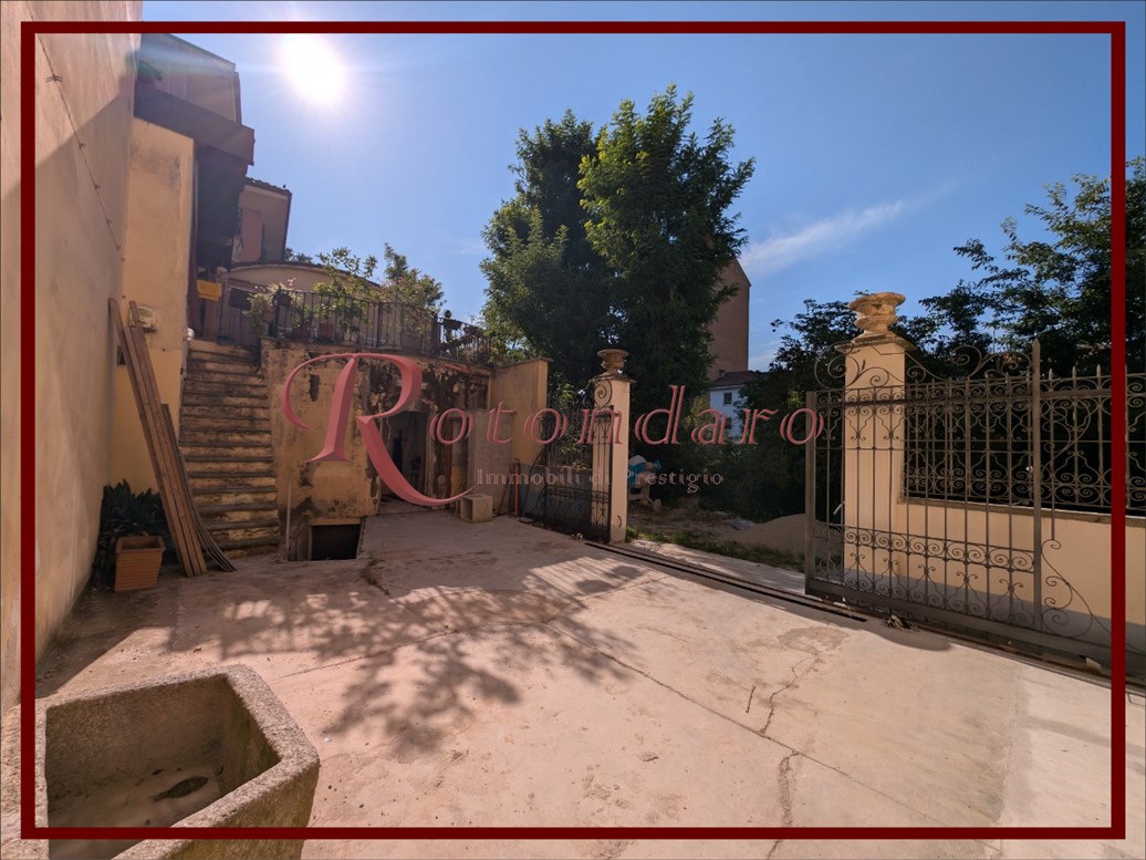 https://media.realsmart.it//portali/foto/283/283-2466132.jpg