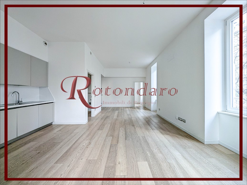 Appartamento in Affitto in Via Andrea Solari Milano