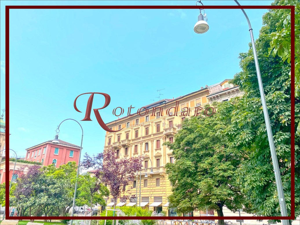, Piazza Conciliazione , Milano