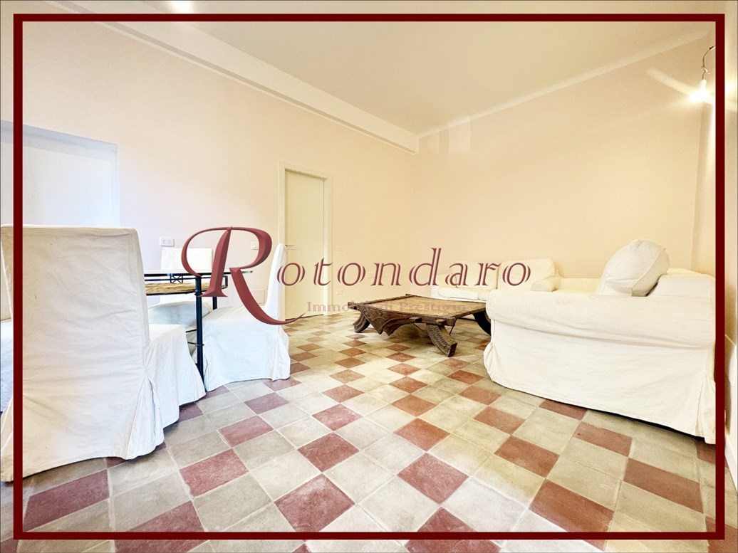 , Via Gian Giacomo Mora, Milano