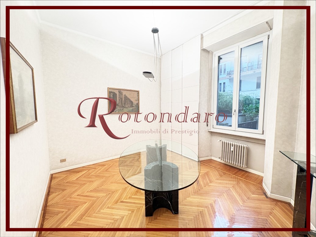 Ufficio in Affitto in Viale Vittorio Veneto, 0 Milano