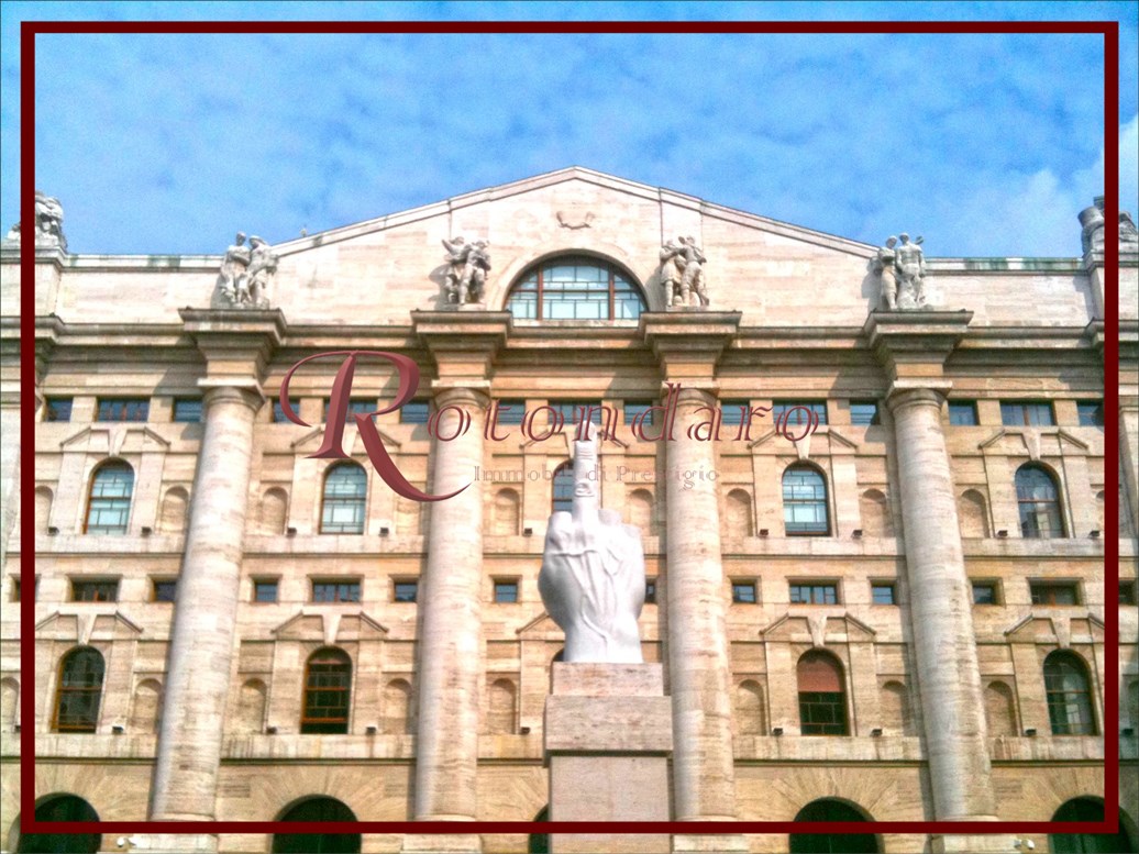 Centro Storico  Ufficio in Affitto