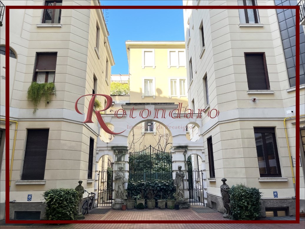 Centro Storico  Ufficio in Affitto