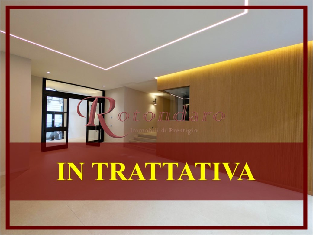 Ufficio in Affitto in Via Giacomo Leopardi Milano