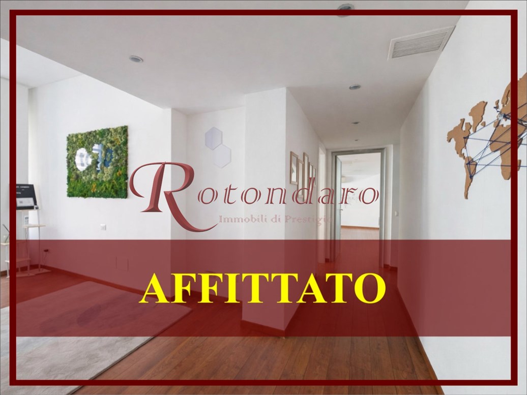 , Via Giacomo Leopardi, Milano